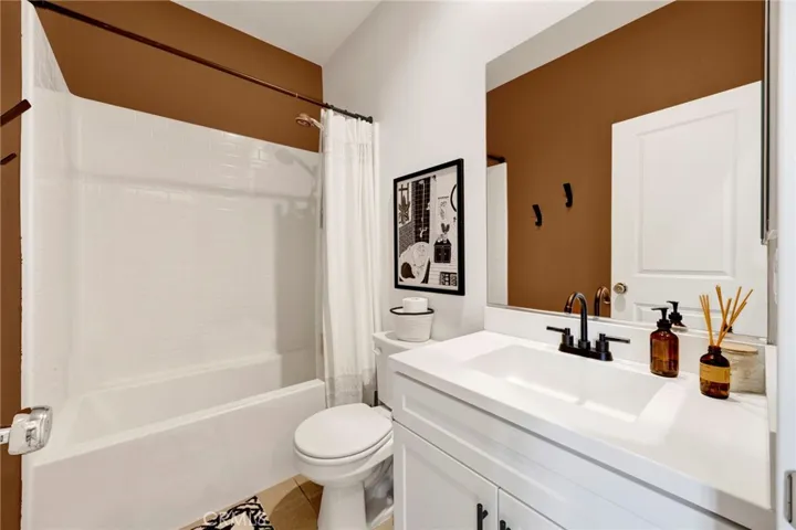 5307 Woodward Lane, Whittier, California 90601