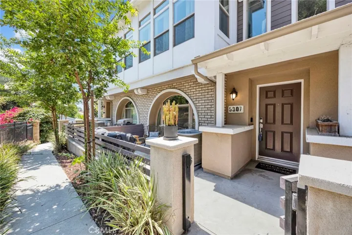 5307 Woodward Lane, Whittier, California 90601