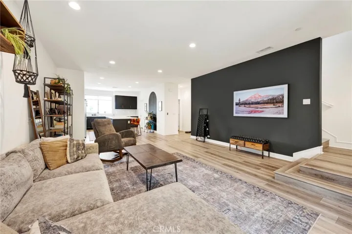 5307 Woodward Lane, Whittier, California 90601