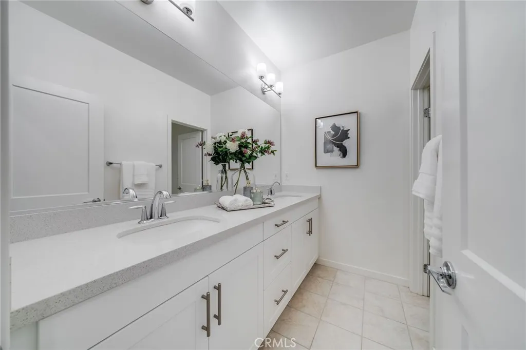 105 High Meadow, Lake Forest, California 92610 home-pic-27