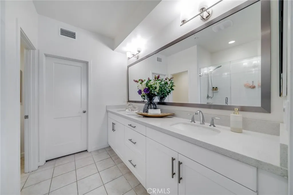 105 High Meadow, Lake Forest, California 92610 home-pic-25