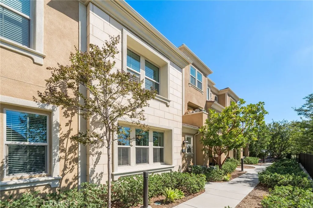 105 High Meadow, Lake Forest, California 92610 home-pic-6