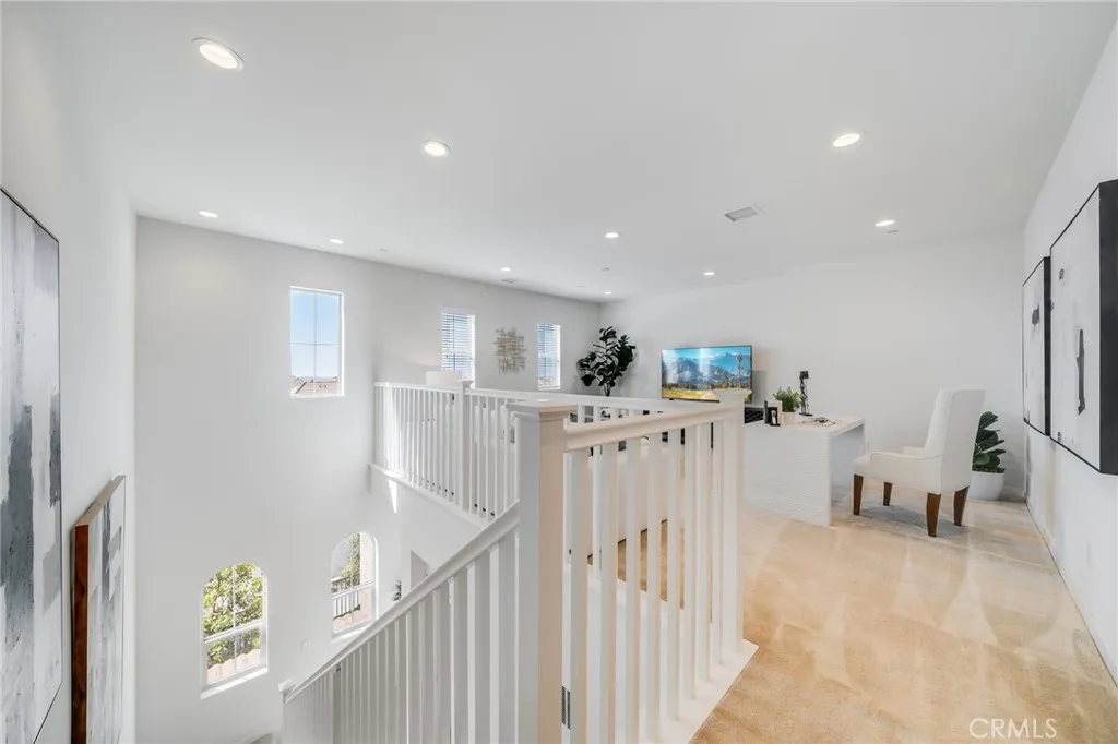 105 High Meadow, Lake Forest, California 92610 home-pic-40