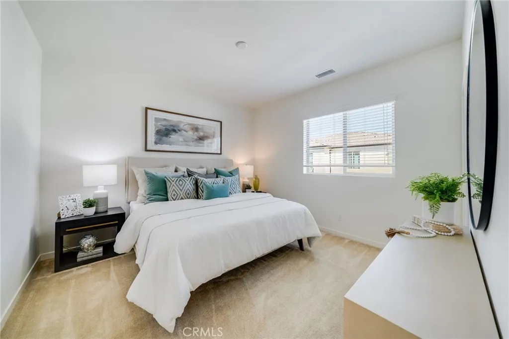 105 High Meadow, Lake Forest, California 92610 home-pic-38