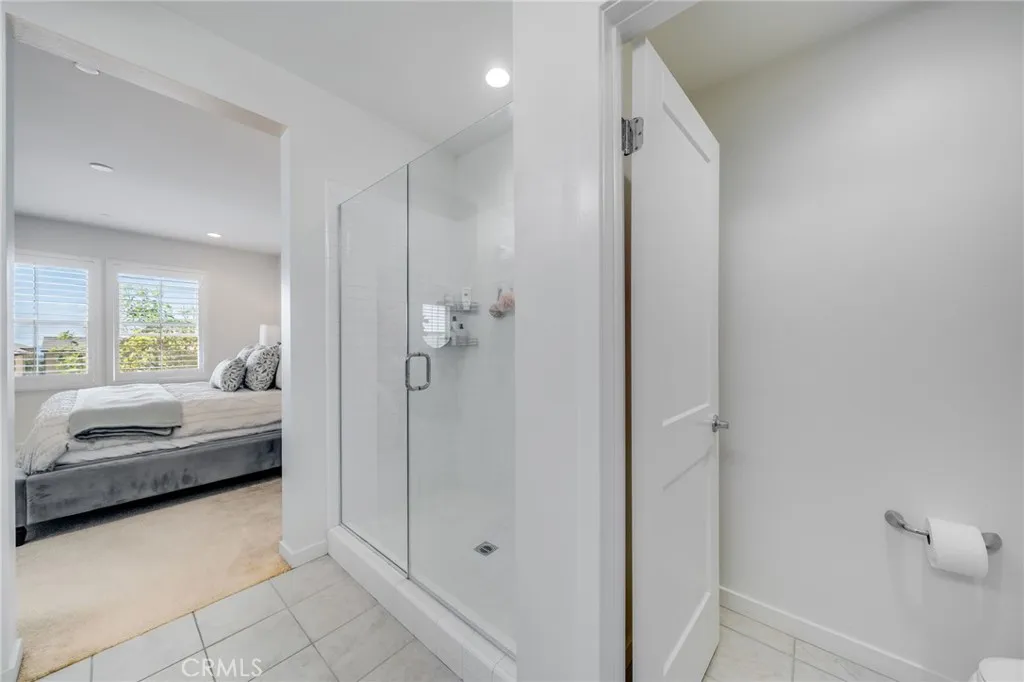 105 High Meadow, Lake Forest, California 92610 home-pic-26