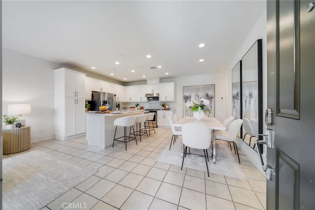 105 High Meadow, Lake Forest, California 92610 home-pic-11