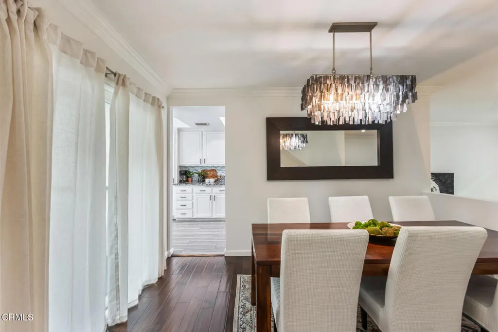 5230 Bellingham Avenue 6, Valley Village, California 91607 home-pic-16