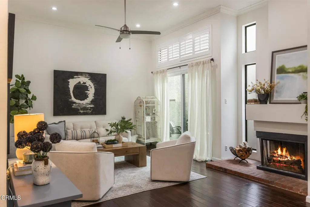 5230 Bellingham Avenue 6, Valley Village, California 91607 home-pic-6