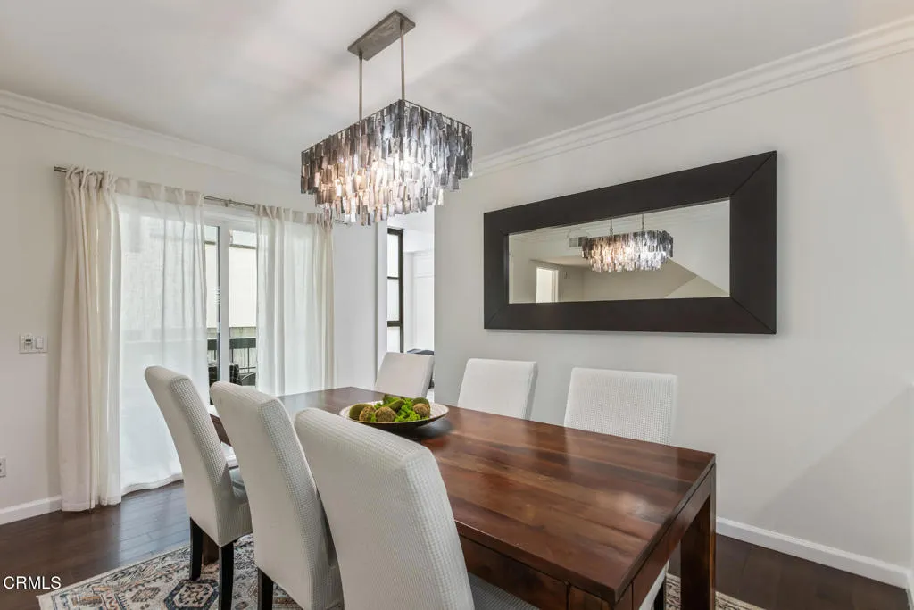 5230 Bellingham Avenue 6, Valley Village, California 91607 home-pic-18