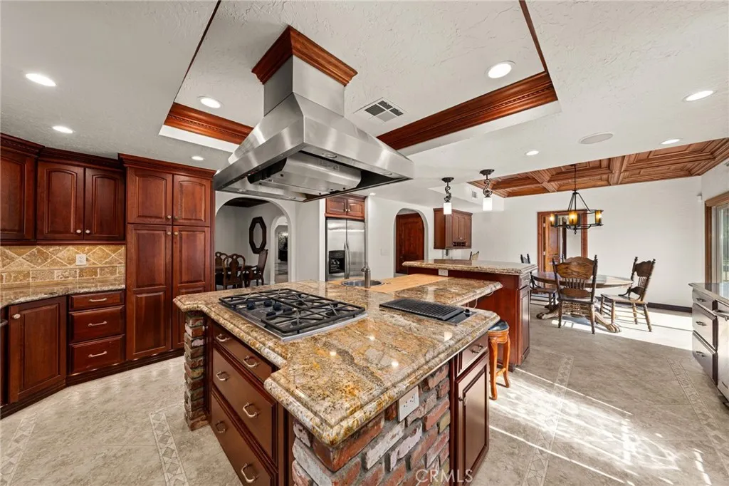 1922 Country Club Lane, Redlands, California 92373 home-pic-16