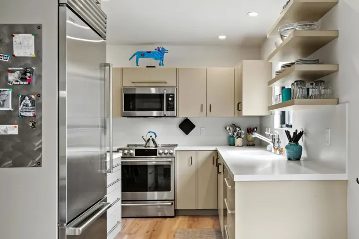 1103 Heather Lane, Pacific Grove, California 93950
