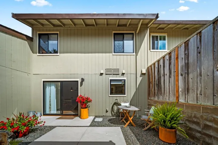 1103 Heather Lane, Pacific Grove, California 93950