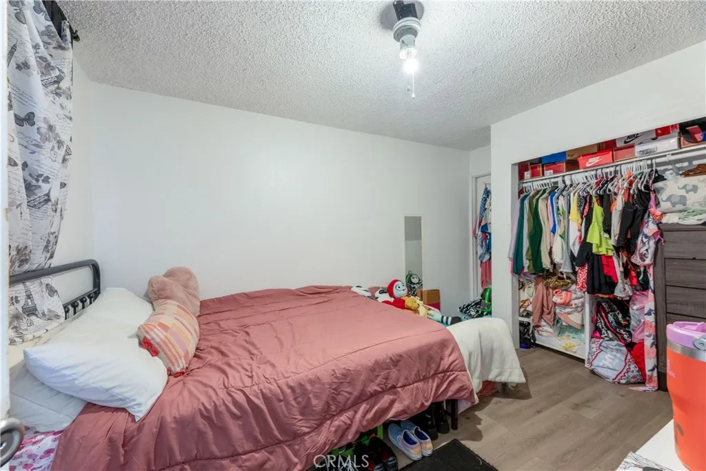 6000 Vinevale, Maywood, California 90270 home-pic-3