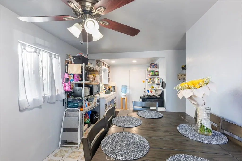 6000 Vinevale, Maywood, California 90270 home-pic-7