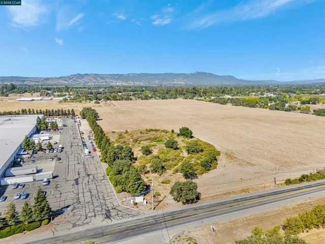 21200 Silva, Sonoma, California 95476