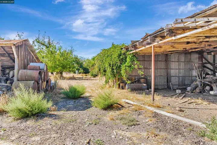 21200 Silva, Sonoma, California 95476