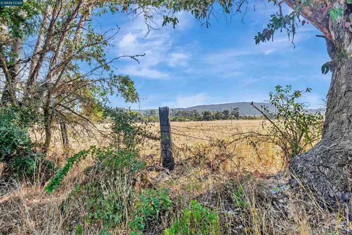 21200 Silva, Sonoma, California 95476