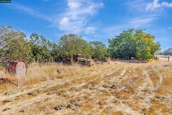 21200 Silva, Sonoma, California 95476