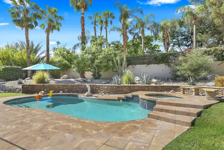 POOL/SPA