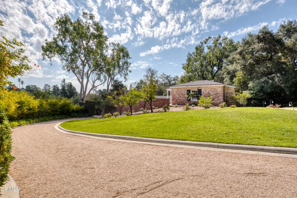 1220 Hillcrest Avenue, Pasadena, California 91106 home-pic-71