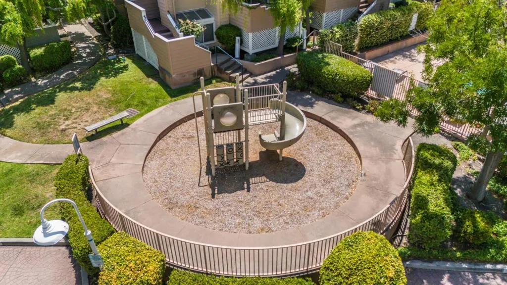 1151 La Rochelle Terrace G, Sunnyvale, California 94089 home-pic-47