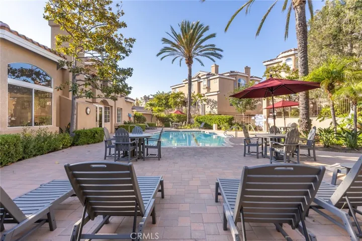 resort pool