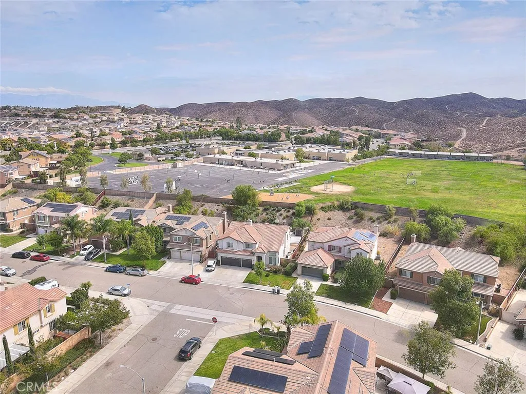 41100 41100 Hatton Garden, Lake Elsinore, California 92532 home-pic-27