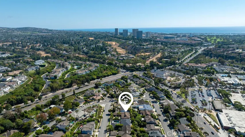 2215 Arbutus Street, Newport Beach, California 92660