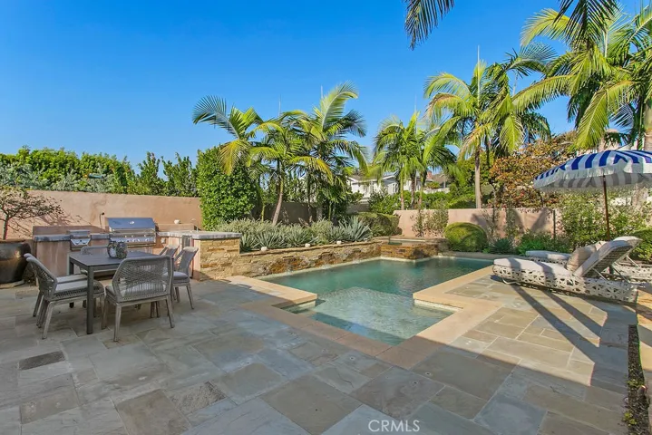 2215 Arbutus Street, Newport Beach, California 92660