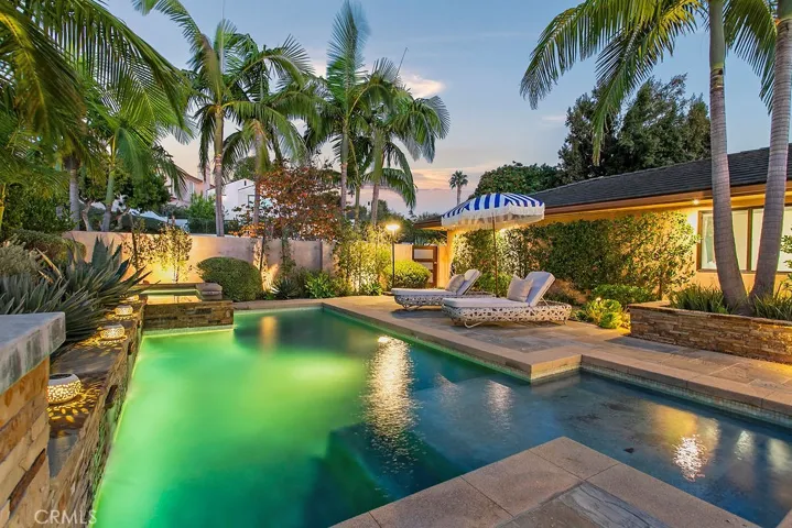 2215 Arbutus Street, Newport Beach, California 92660