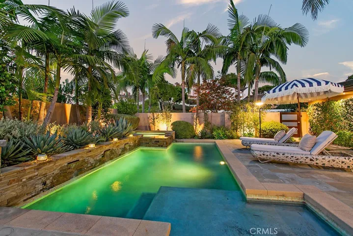 2215 Arbutus Street, Newport Beach, California 92660