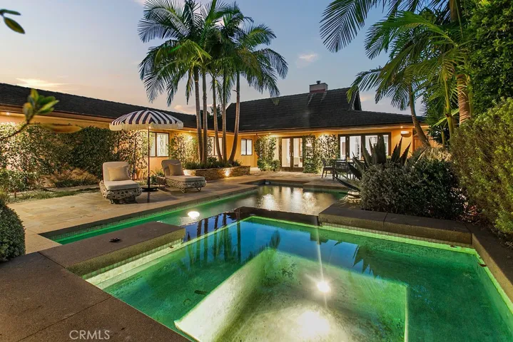 2215 Arbutus Street, Newport Beach, California 92660