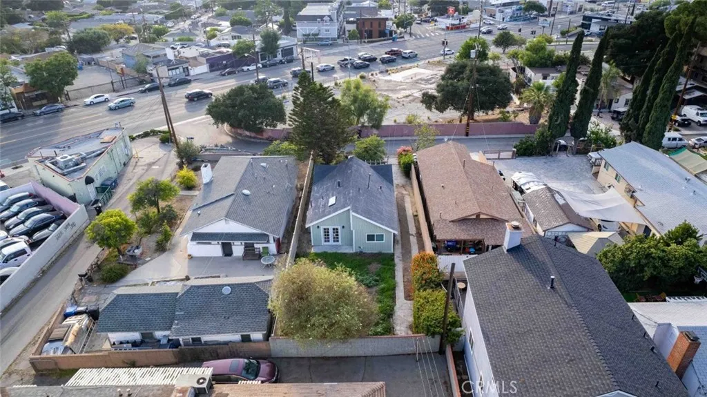 10208 Wilsey Avenue, Tujunga, California 91042 home-pic-38