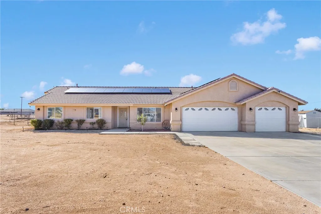 11130 Tenaya Road, Apple Valley, California 92308 home-pic-1