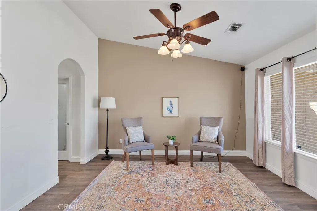 11130 Tenaya Road, Apple Valley, California 92308 home-pic-6