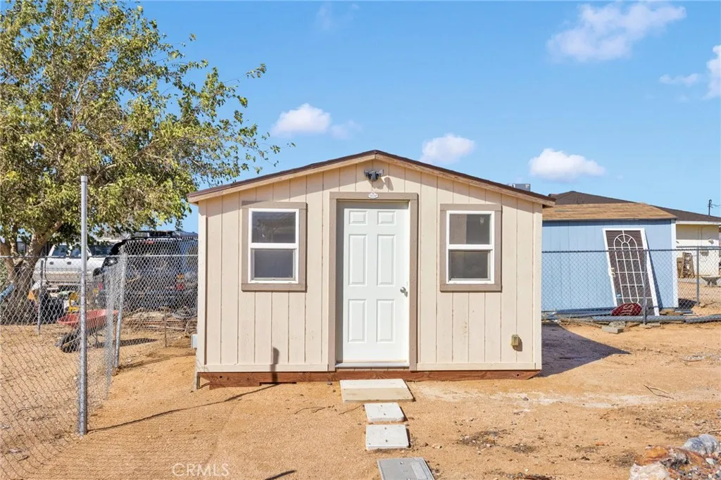 11130 Tenaya Road, Apple Valley, California 92308 home-pic-41