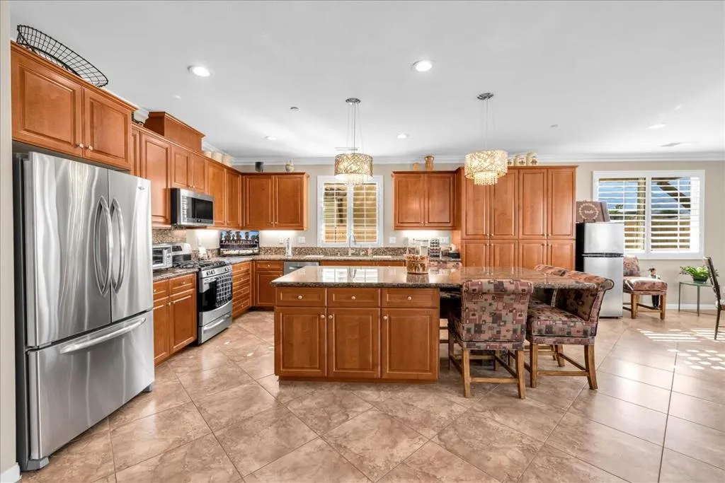 3839 Blue Sky Way, Palm Springs, California 92262 home-pic-10