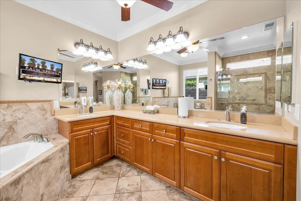 3839 Blue Sky Way, Palm Springs, California 92262 home-pic-19
