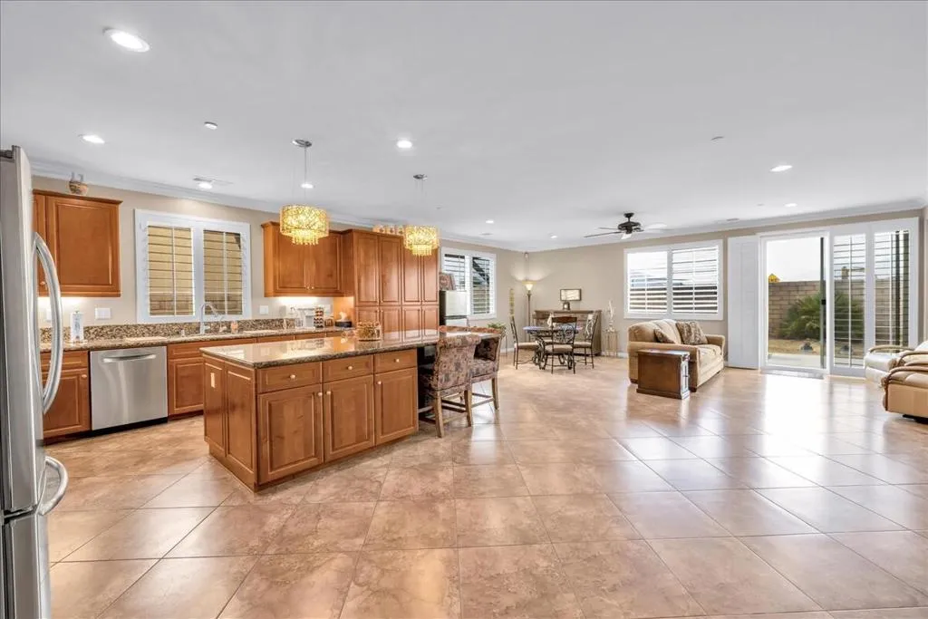3839 Blue Sky Way, Palm Springs, California 92262 home-pic-4