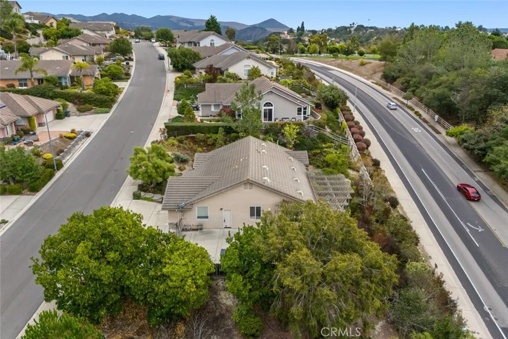 553 Rosemary, Arroyo Grande, California 93420 home-pic-39