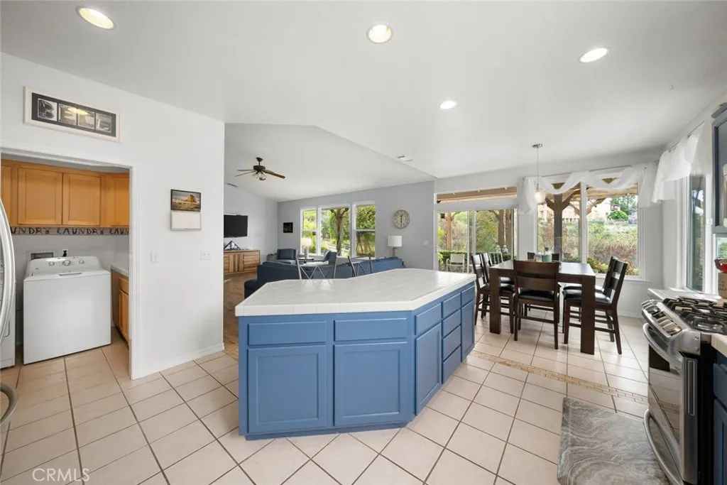 553 Rosemary, Arroyo Grande, California 93420 home-pic-8