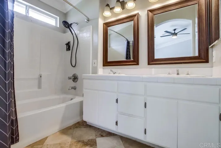 4965 Lake Shore Court, Fallbrook, California 92028