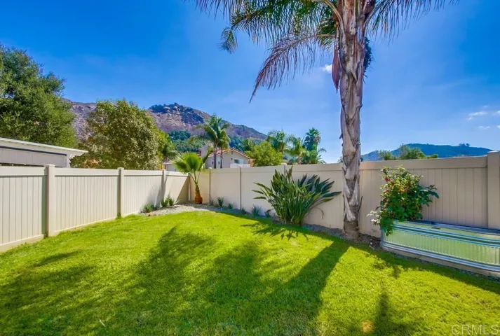 4965 Lake Shore Court, Fallbrook, California 92028