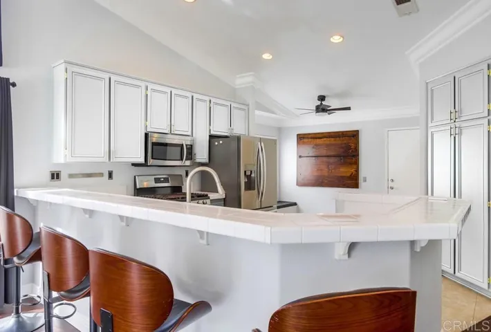 4965 Lake Shore Court, Fallbrook, California 92028