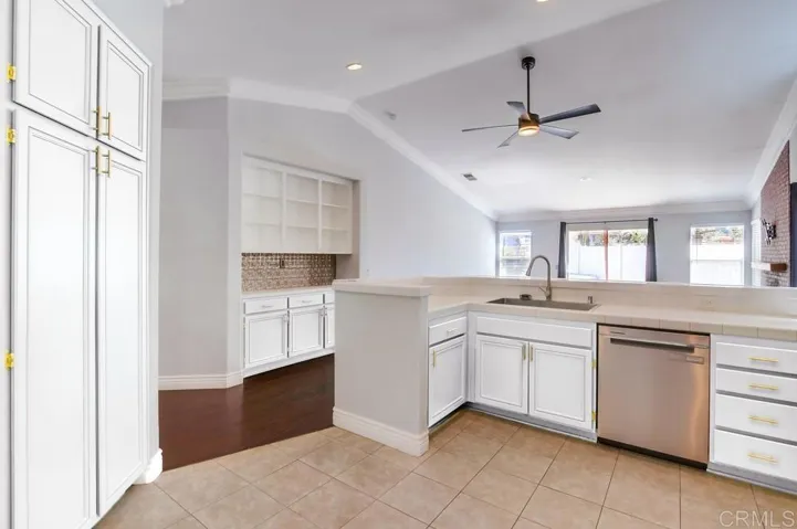 4965 Lake Shore Court, Fallbrook, California 92028