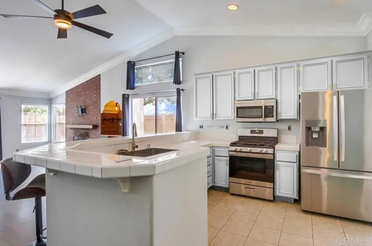 4965 Lake Shore Court, Fallbrook, California 92028