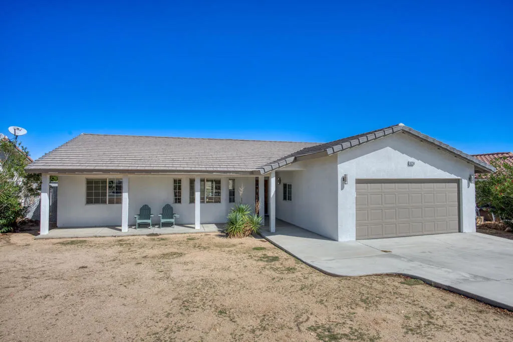 60250 Chesapeake Drive, Joshua Tree, California 92252 home-pic-2