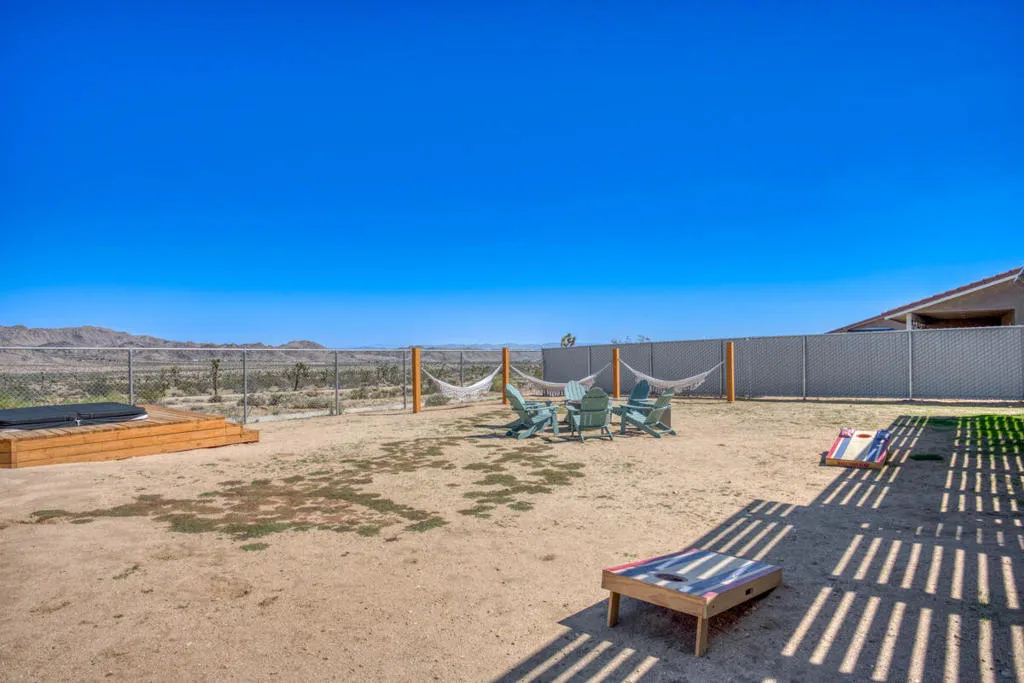 60250 Chesapeake Drive, Joshua Tree, California 92252 home-pic-23