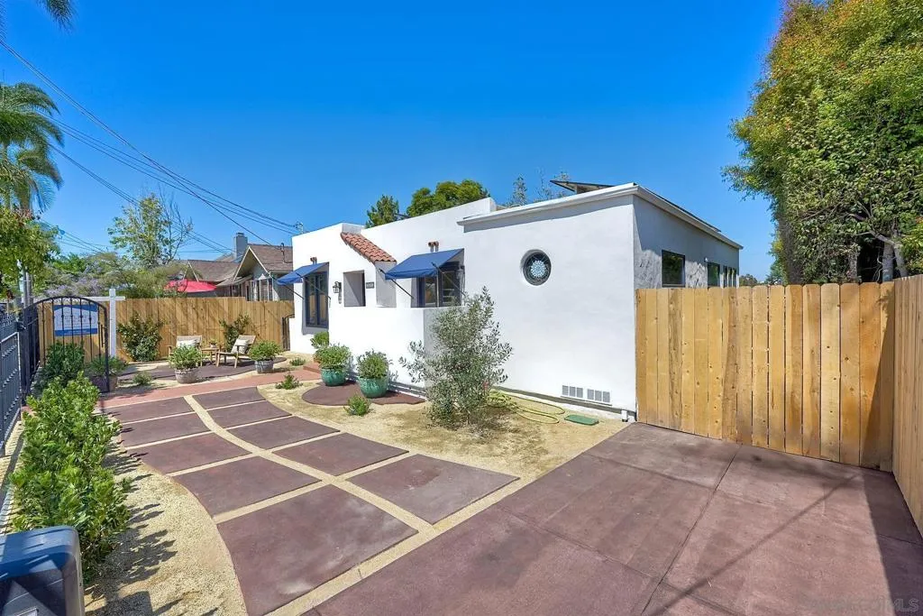 3635 Kite St, San Diego, California 92103 home-pic-2