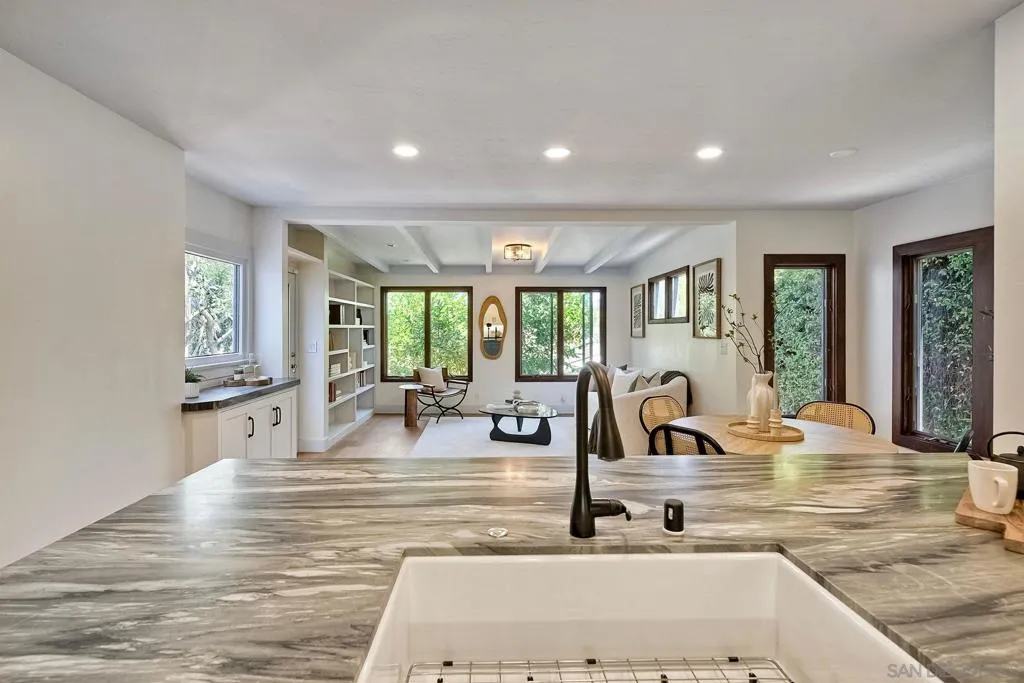 3635 Kite St, San Diego, California 92103 home-pic-7